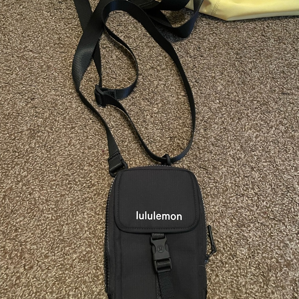 Lululemon black crossbody bag, NWOT
